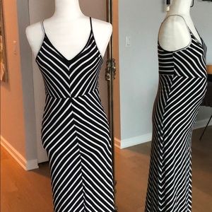 Madeline Maternity S Black and White Maxi Dress